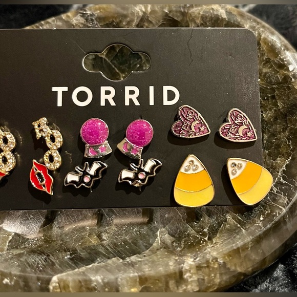 New Torrid Halloween Earrings - Picture 4 of 5
